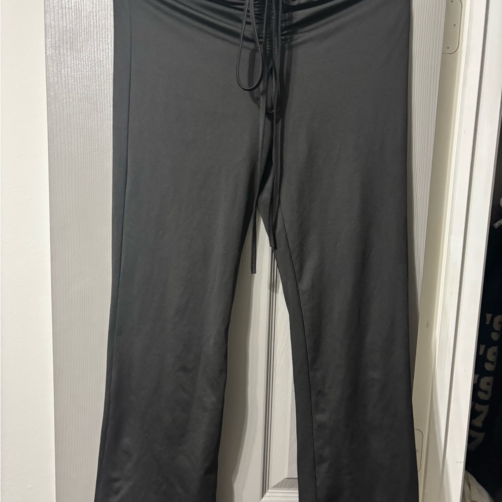 Wide-Leg Drawstring Lounge Pants in Black